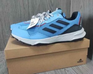 Adidas Terrex Tracefinder IH0996 — оригінальні чоловічі кросівки (нові, в коробці)