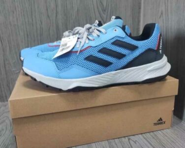 Adidas Terrex Tracefinder IH0996 — оригінальні чоловічі кросівки (нові, в коробці)