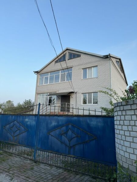 Продам будинок у Миргороді