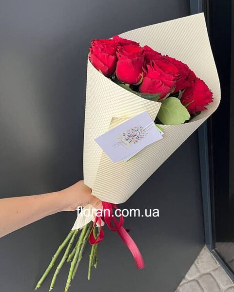 Доставка квітів Миргород 💐 Замовити свіжий букет від Floran