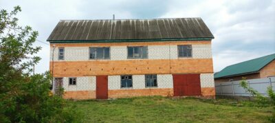 Пропоную двоповерховий будинок на продаж
